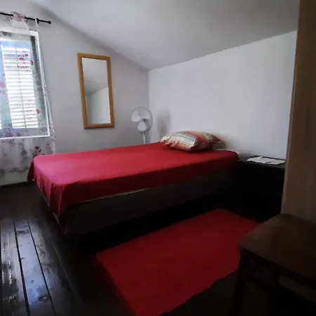 Ferienhaus Schoenes Haus Mit Privatem Garten